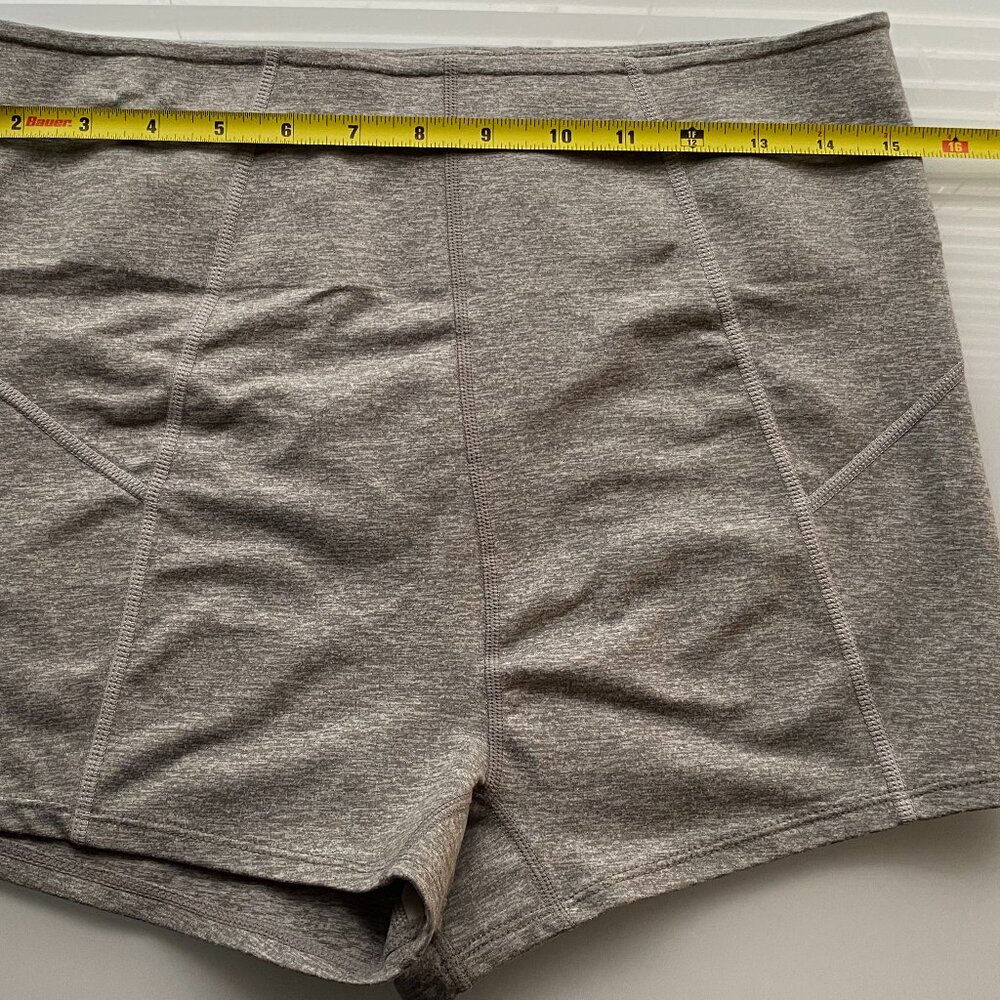 Free People Movement Workout Sports Short w/Zip Pocket - Size L